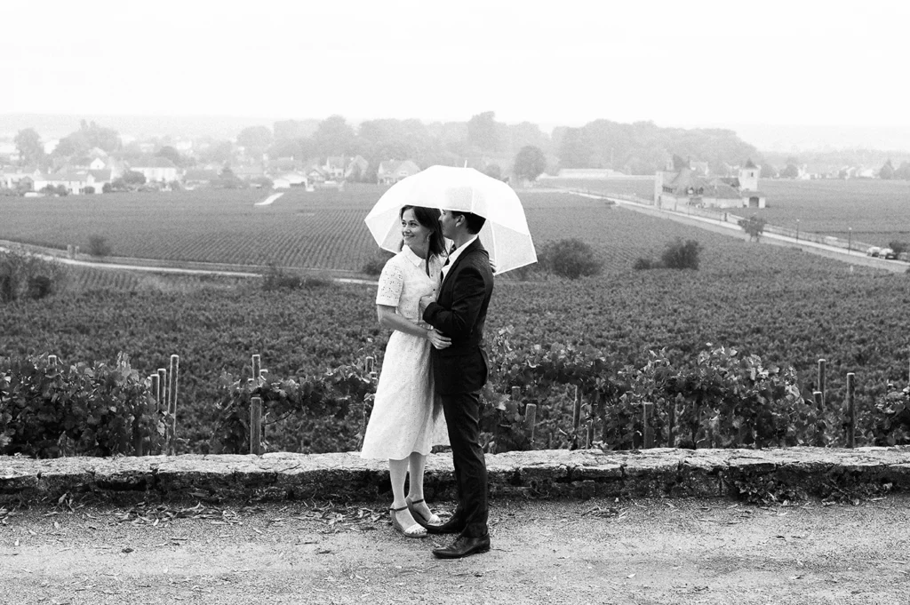 seance-photo-couple-sous-la-pluie-dijon