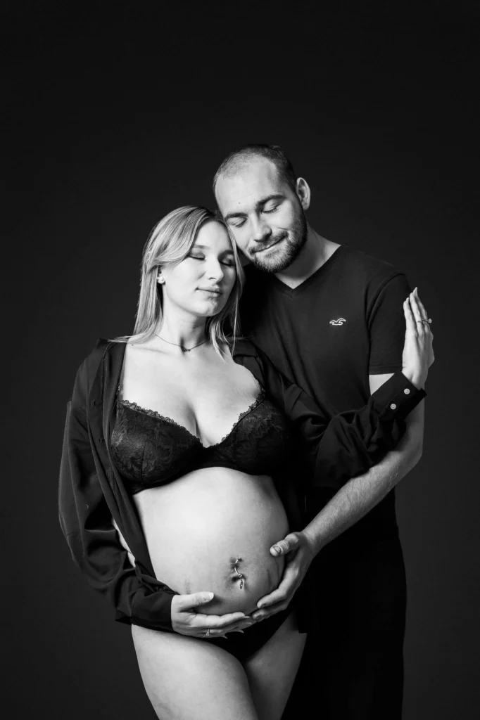 femme-enceinte-photo-studio-dijon